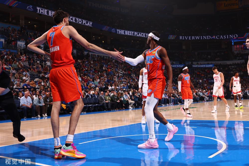 18年世界 18年世界