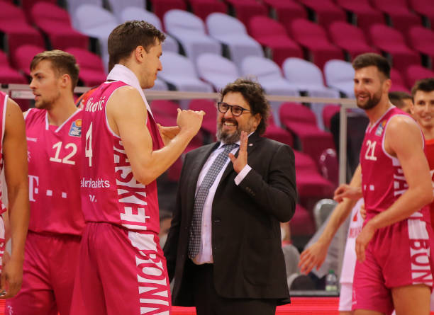 致敬足协成 致敬足协成